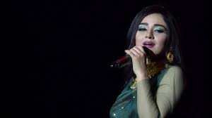 නොසියා කරෝමතුලෝ – Noziya Karomatullo