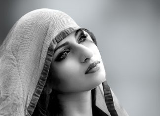 අනෝමා සොයායාම