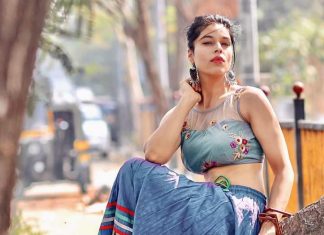 තුන් සිත දැහැන් ගතවෙනා ….