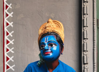 අමුතු අවුරුදු…