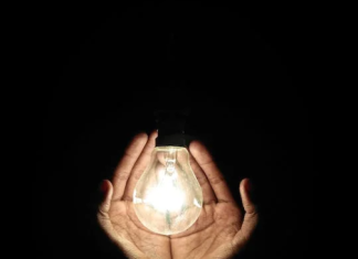 දිනෙන් දින උග්රවන බලශක්ති අර්බුධය..