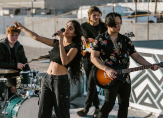 නපුංසක ගී සහ පෙම් අදෝනා